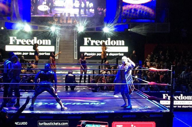 Authentic Lucha Libre Tour : Wrestling School, Tacos & Mezcal - What to bring, and what to leave behind