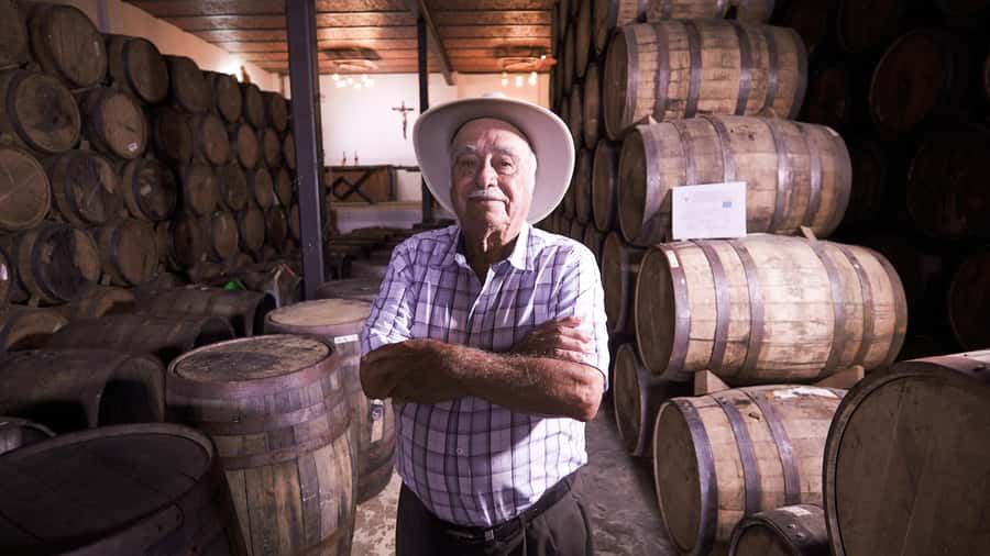 Classic Tequila Route Tour from Guadalajara and cantaritos el GÜERO!!! - Lunch comes late, so plan ahead