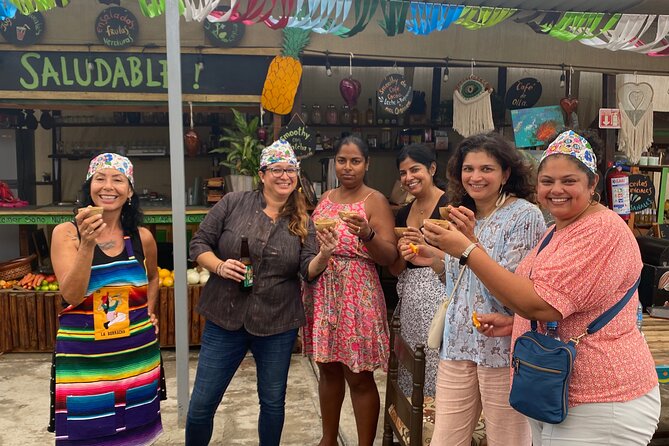 Cooking classes + margaritas and mezcal tasting - What the experience feels like from arrival to lunch
