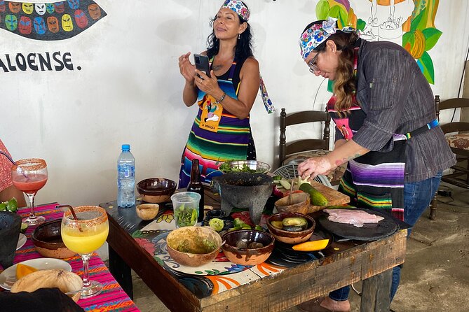 Cooking classes + margaritas and mezcal tasting - Should you book Alma de Mexico?