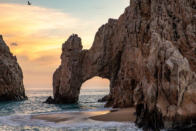Dinner Cruise Tour in Cabo San Lucas with Tequila Tasting - Seeing El Arco, Land’s End, and Medano Beach