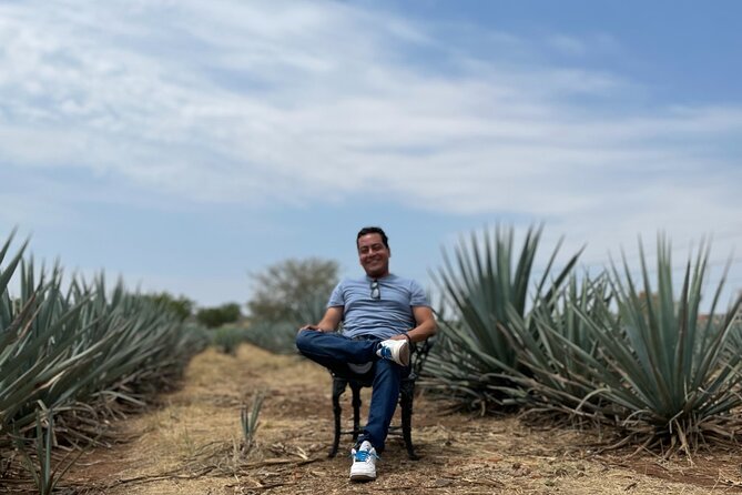Full-Day Tour in Tequila factory and Cantaritos el Gúero - Inside the tequila factory