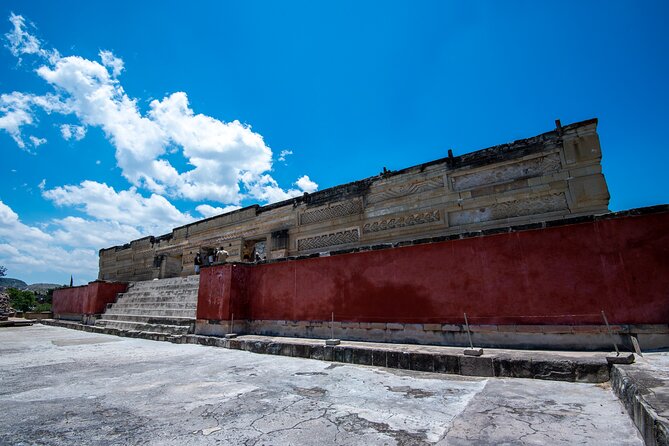 Hierve el Agua, Mitla, Tule, Teotilán and Mezcal factory - What the long van day feels like