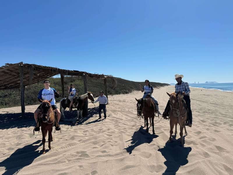 Jungle and beach horseback ride + lunch + mezcal - Six mezcal flavors and the production tour