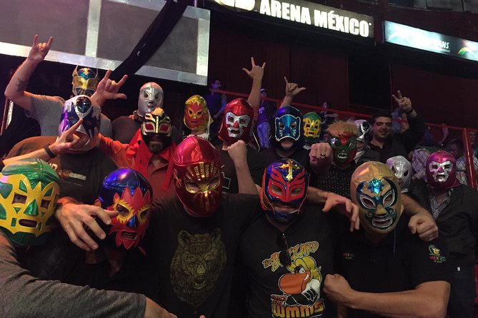 Lucha Libre Tour and Mezcal Tasting in Mexico City - Mezcal sets the tone at Barrio Alameda