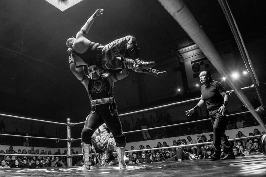 Mexico City: Mexican evening, lucha libre, and tequila - Why this Mexico City lucha libre night works