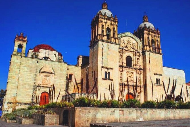 Private Oaxaca Walking Tour with Mezcal Tasting - Crafts at La Casa de las Artesanias