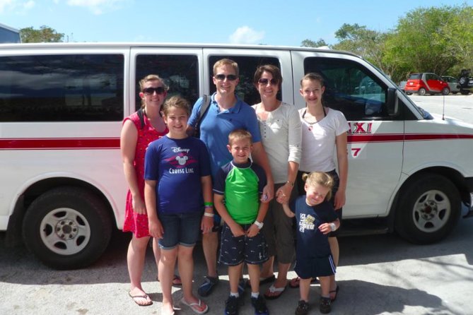 Private Tour: 5-Hour Cozumel Sightseeing with Private Driver and Tequila Tasting - Fuerza Aérea and the first look at island life