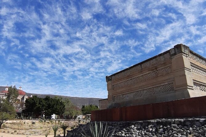 Private tour Mitla, Weavers town, Mezcal and Boil the water - Mitla, the City of the Dead