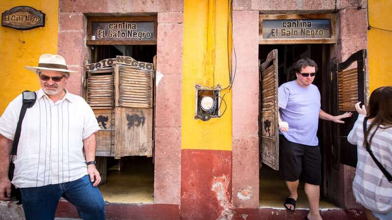 San Miguel de Allende: Tacos and Tequilas Tour - How the small group changes the evening