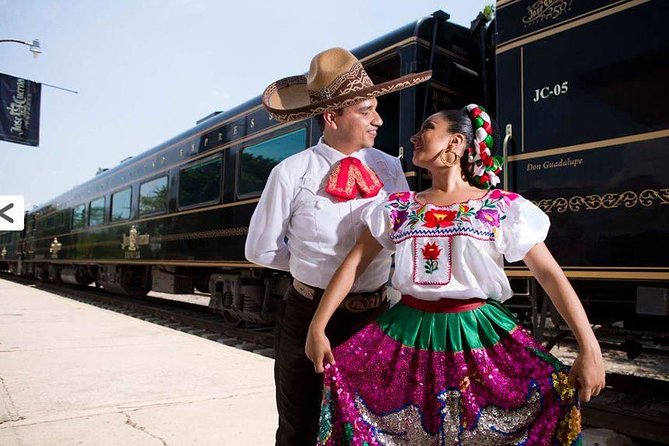 Tequila Day Trip from Guadalajara with Jose Cuervo Express Train - English guidance and the size of the group