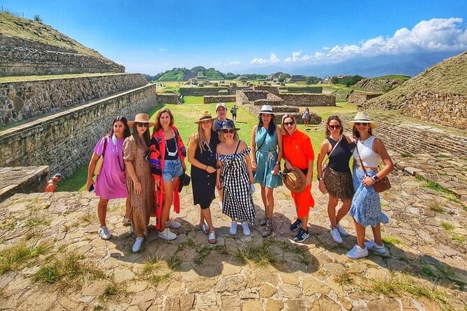 Tour Monte Albán, Hierve el agua, Teotitlán Del Valle and Mezcal - Tlacolula: plan your own lunch