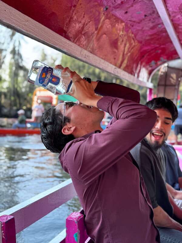 Xochimilco: Tequila tasting (unlimited) and cultural party on a boat - The tasting workshop and Mexican party games