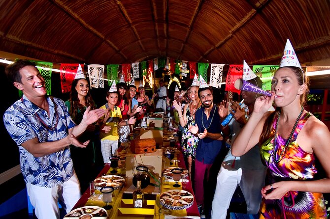 Xoximilco: Boat Fiesta Tour, Tasting, Tequila Bar and Transport - Heat, clothing, photos, and boat comfort