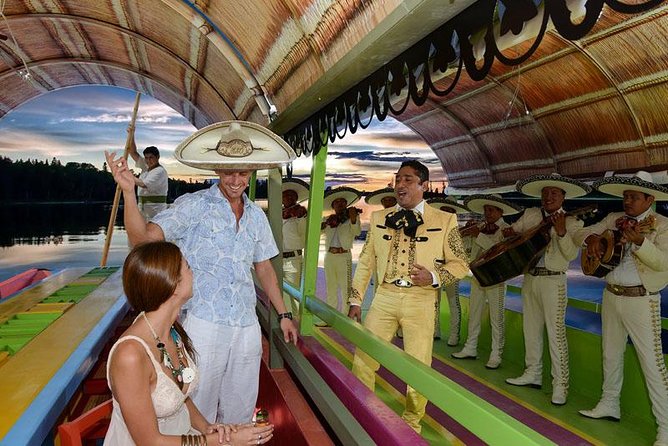 Xoximilco Ticket: Boat Fiesta, Traditional Tasting & Tequila Bar - Boarding a decorated trajinera